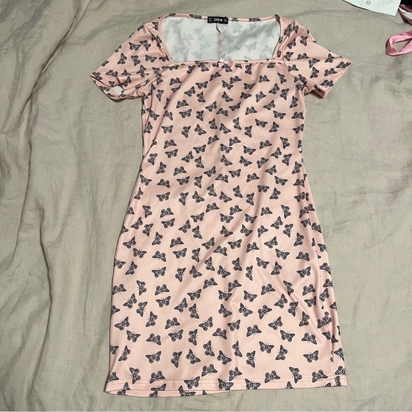Baby Pink Mini Dress with Butterfly Pattern | Size Small - Picture 1 of 3
